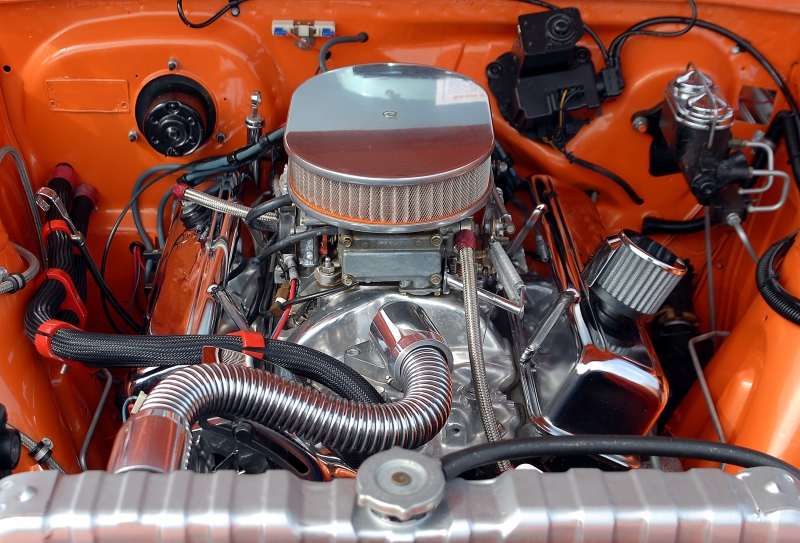 garagiste-LA FARLEDE-min_car-engine-1738309